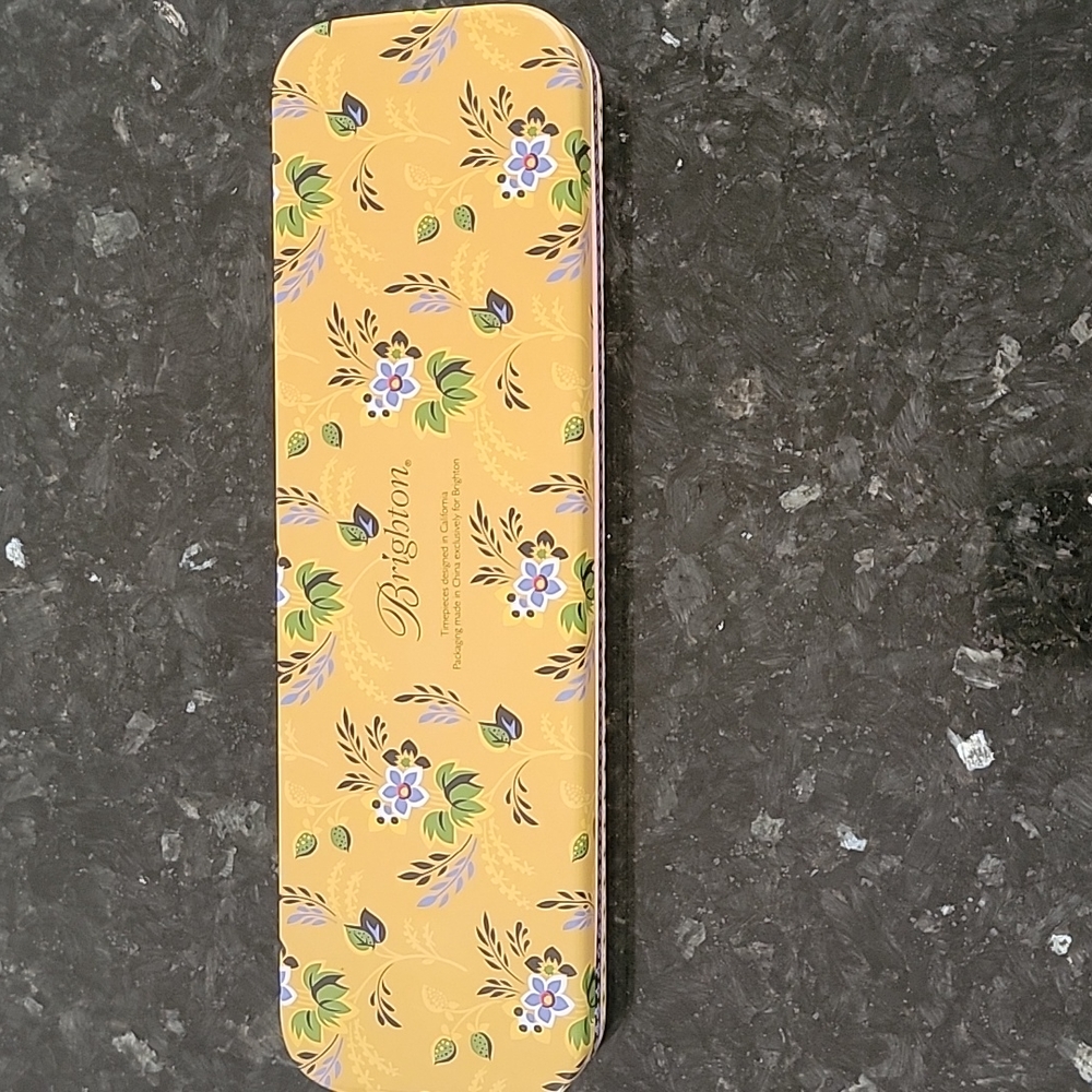 Brighton Collectable Oblong Jewerly Box Raised Pattern NEW - Picture 2 of 3